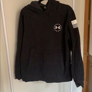 Under Armour sweatshirt